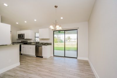 004 photo dining room 13476187