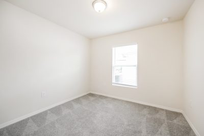 011 photo bedroom 13891903