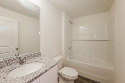 014 Bathroom ETRF015