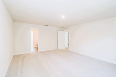 007 photo main bedroom 11839878