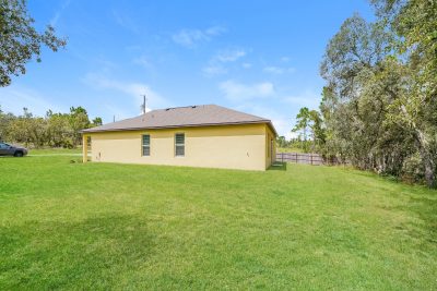 014 photo rear view 13169823