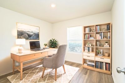 004 012 photo vs office 15141076