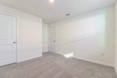 011 Bedroom ET61177