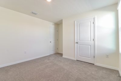 013 Bedroom ET61177