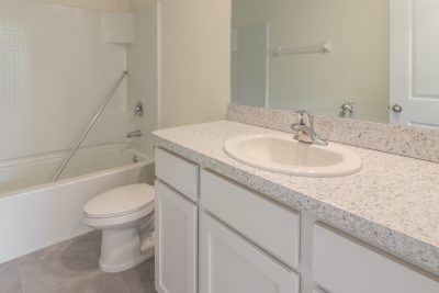 014 Bathroom ET61177