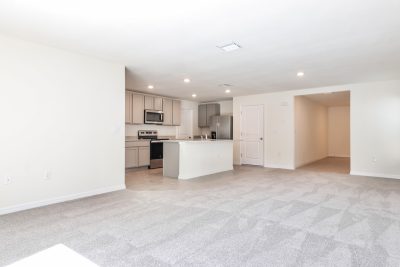 002 Living Room ET61178