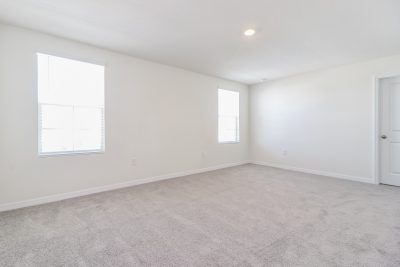 005 photo main bedroom 10401541