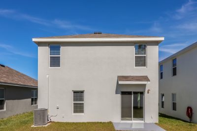 014 photo rear view 10401545