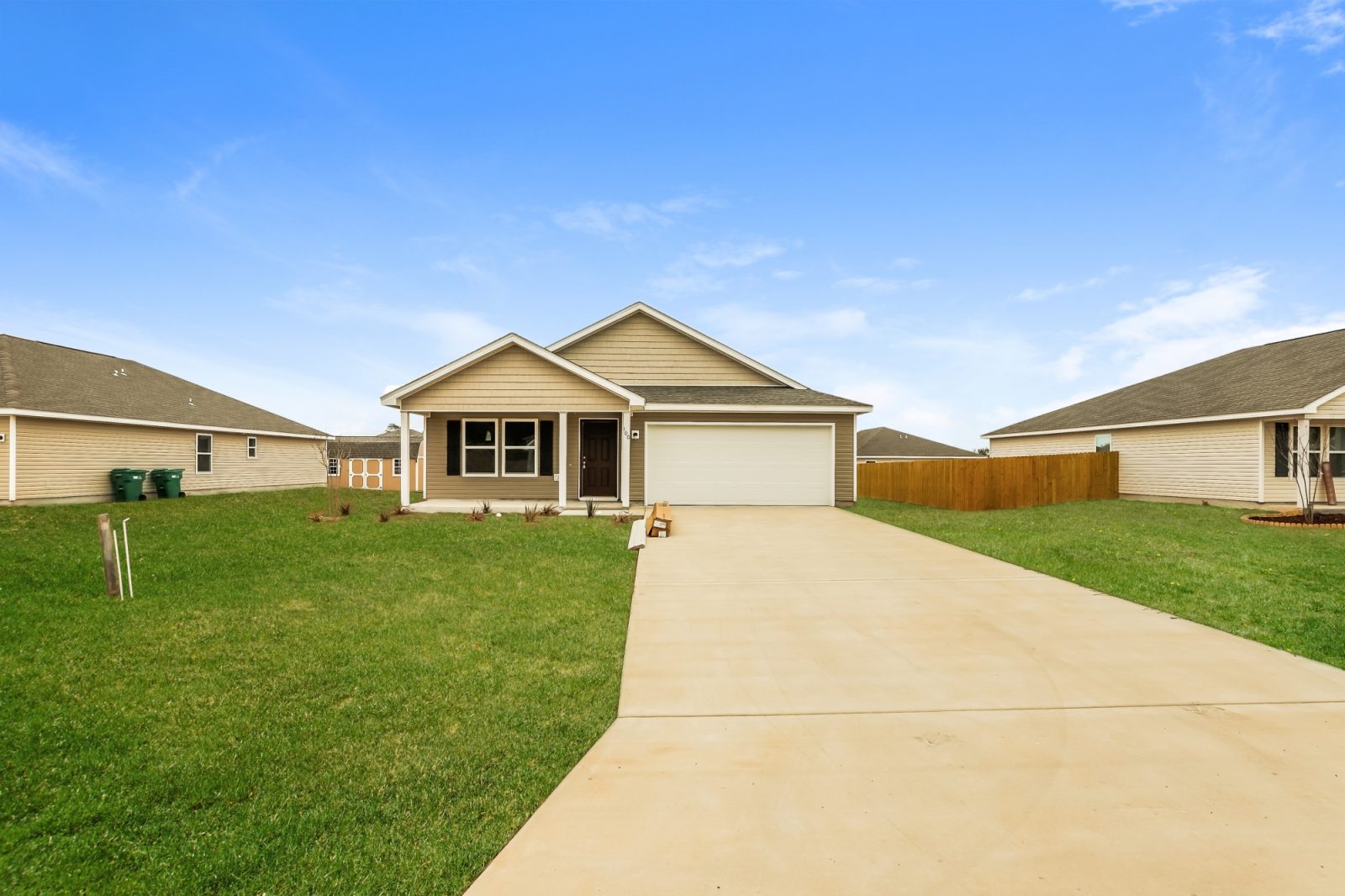 000 photo front view 12324652