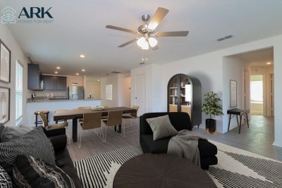 002 Dundee FL 1379 Swan Lake Cir