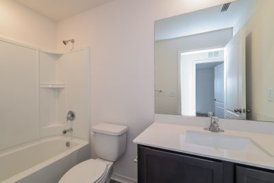 013 photo bathroom 10140320