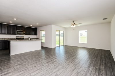 004 photo living room 13636182