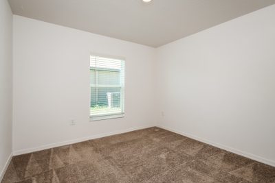 007 photo main bedroom 13636194