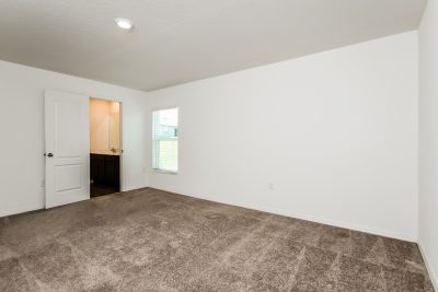 008 Main Bedroom ET71074