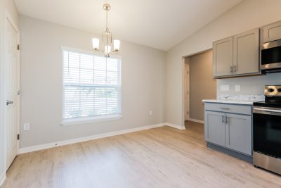 005 Dining Room ET31189