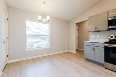 007 photo dining room 11617794