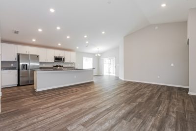 003 Living Room ET31190