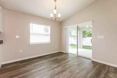 006 Dining Room ET31190