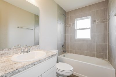 018 Bathroom ET31190