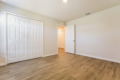008 photo bedroom 12644136