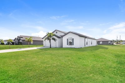 001 photo front view 14994009