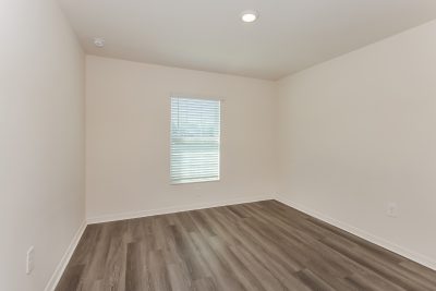 012 photo bedroom 15146140