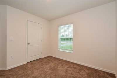 009 photo bedroom 10307256