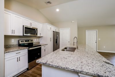 006 Kitchen ETA0031