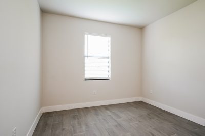 011 Bedroom ETY1052