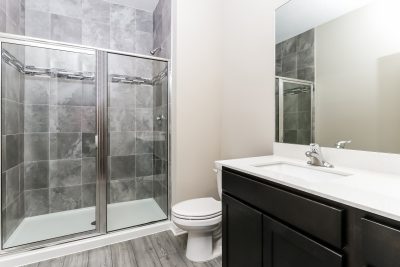 008 photo main bathroom 12273572
