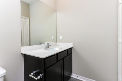 011 photo bathroom 12273568