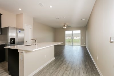 005 Dining Room ETRF001