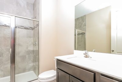 010 photo main bathroom 12430827