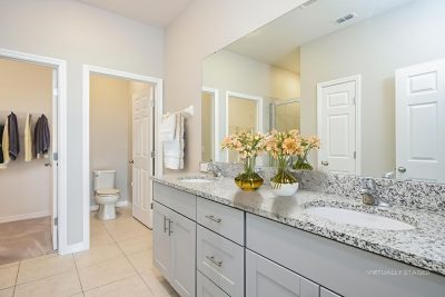 015 VS Main Bathroom ET21059