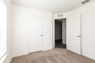 010 photo bedroom 12364357