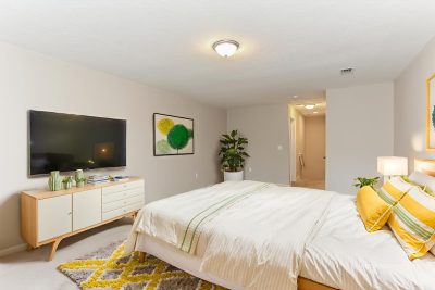 003 photo vs bedroom 15183572