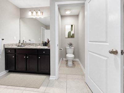 004 Settlers Preserve SQFT 1908 Bathroom