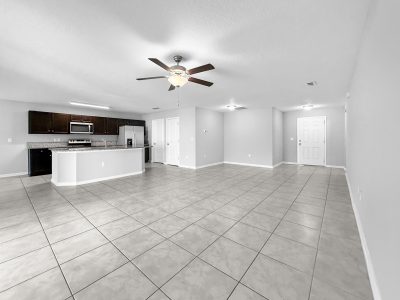 003 ET48053 Living Room SQFT 1908