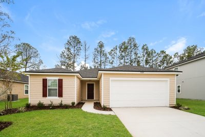 014 Front View 13189711