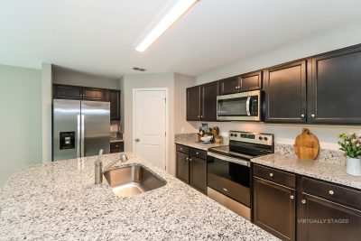 002 photo vs kitchen 15181943