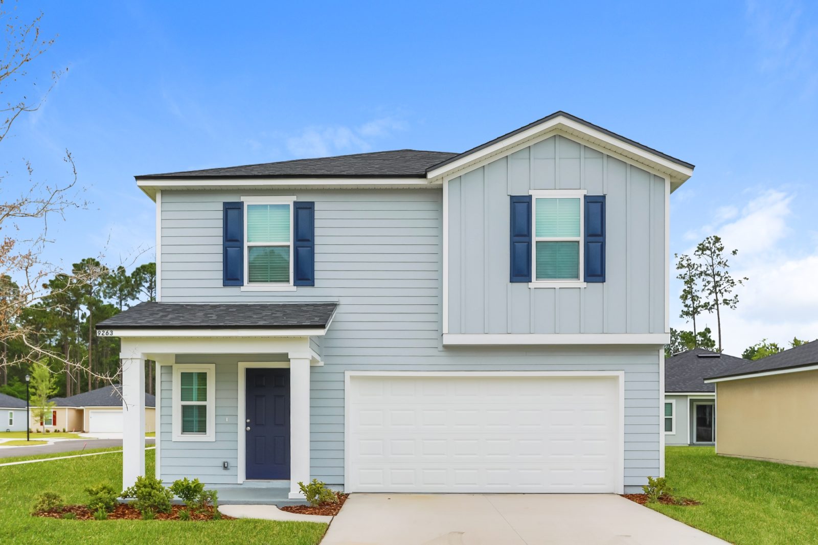 001 Front View ETKC061