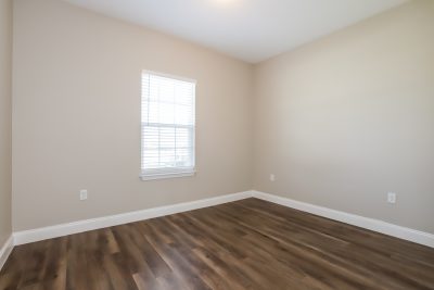 011 Bedroom ET81169