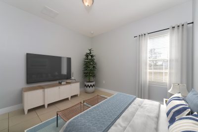 008 photo vs main bedroom 15154640