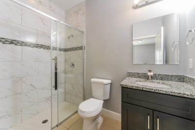 009 photo main bathroom 15147087