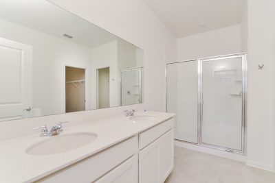 007 Main Bathroom ET71224