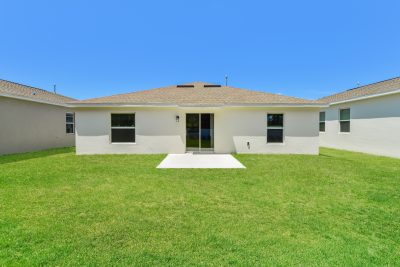 014 photo rear view 11624978