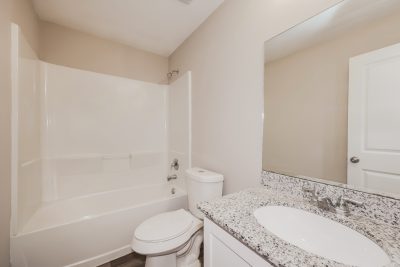 012 photo bathroom 13127301