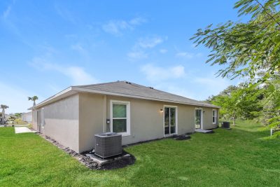 015 rear view 13127302