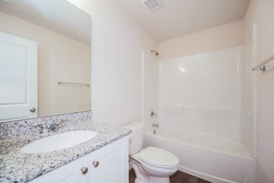 013 photo bathroom 13249311