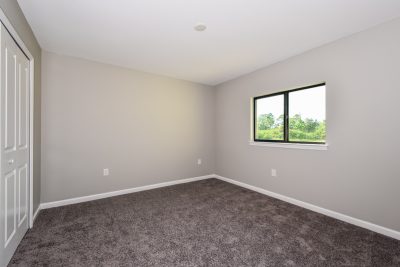 012 Bedroom ET41157